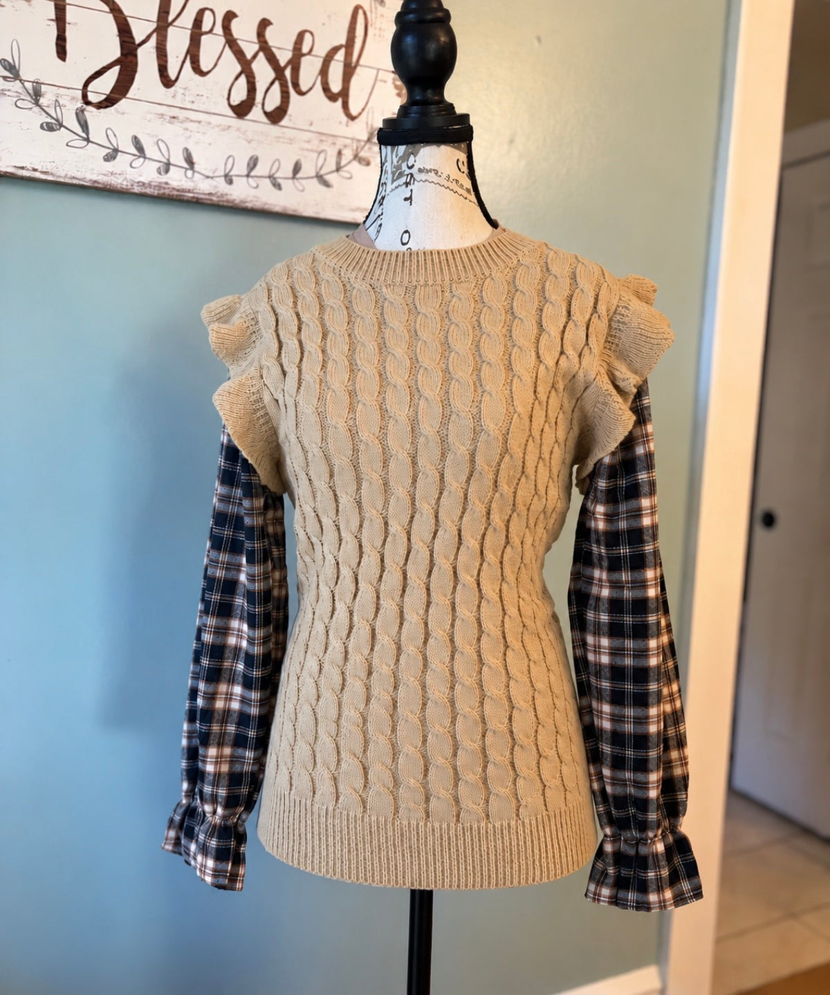 BiBi Cable Knit Ruffle Shoulder Plaid Sleeve Sweater