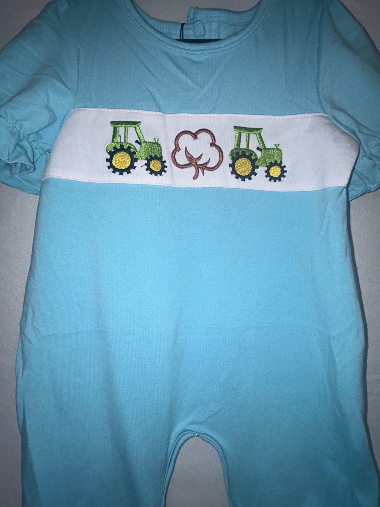 Tractor & Cotton Ruffle Romper šš¾