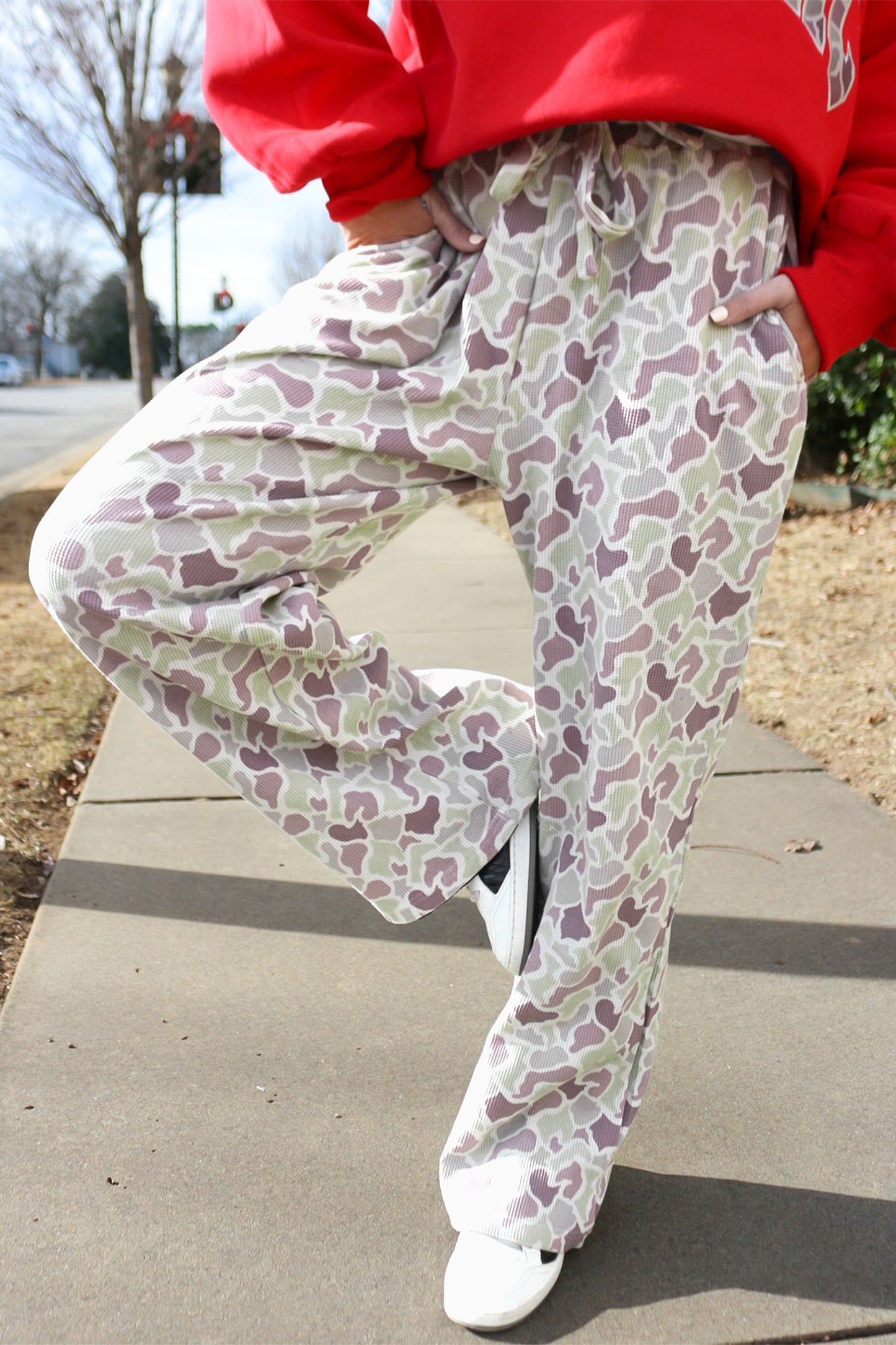 Camo Drawstring Waist Loose Fit Pants