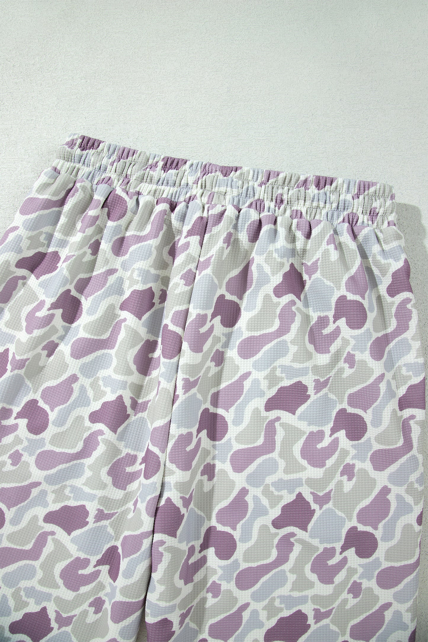 Camo Drawstring Waist Loose Fit Pants