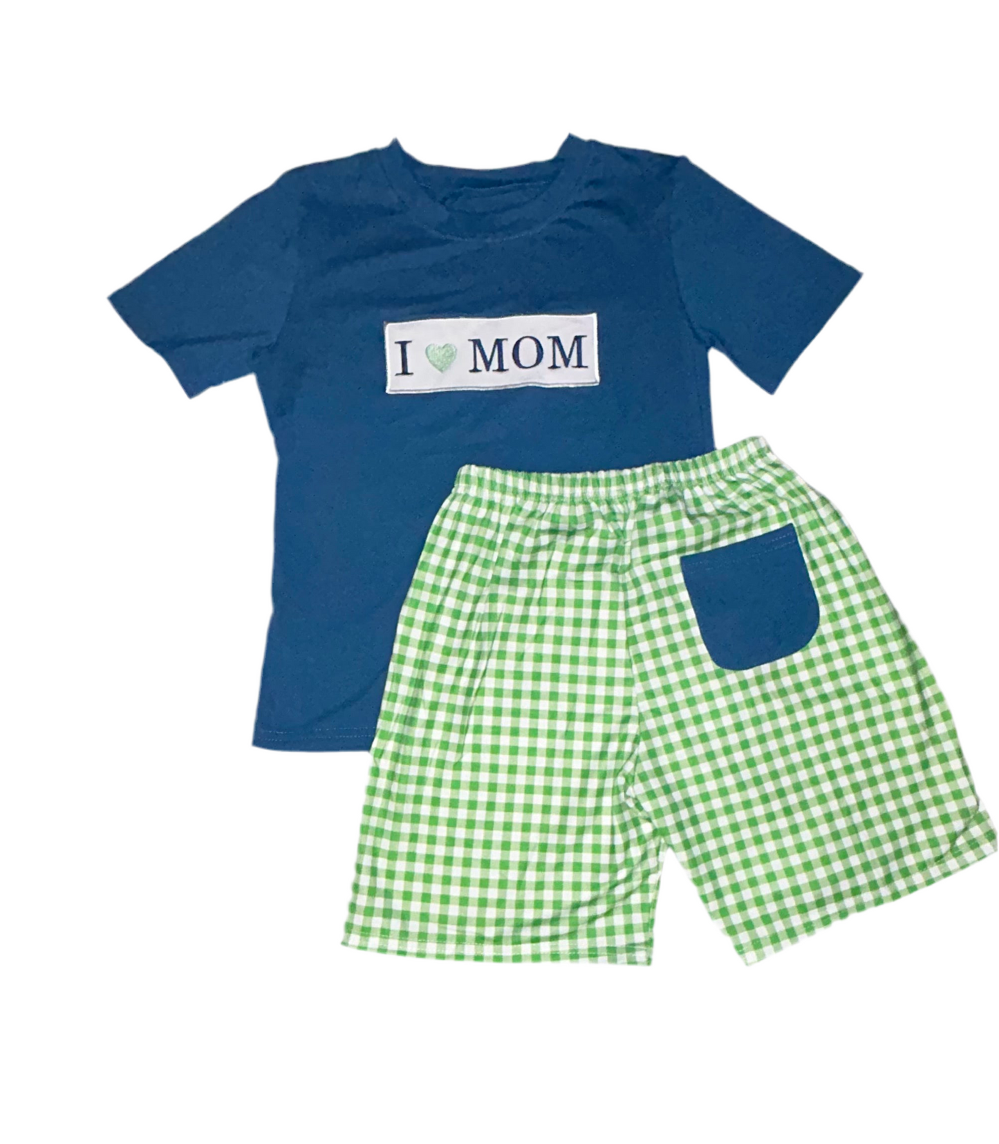I ❤️ MOM Tee & Gingham Shorts Set 💚
