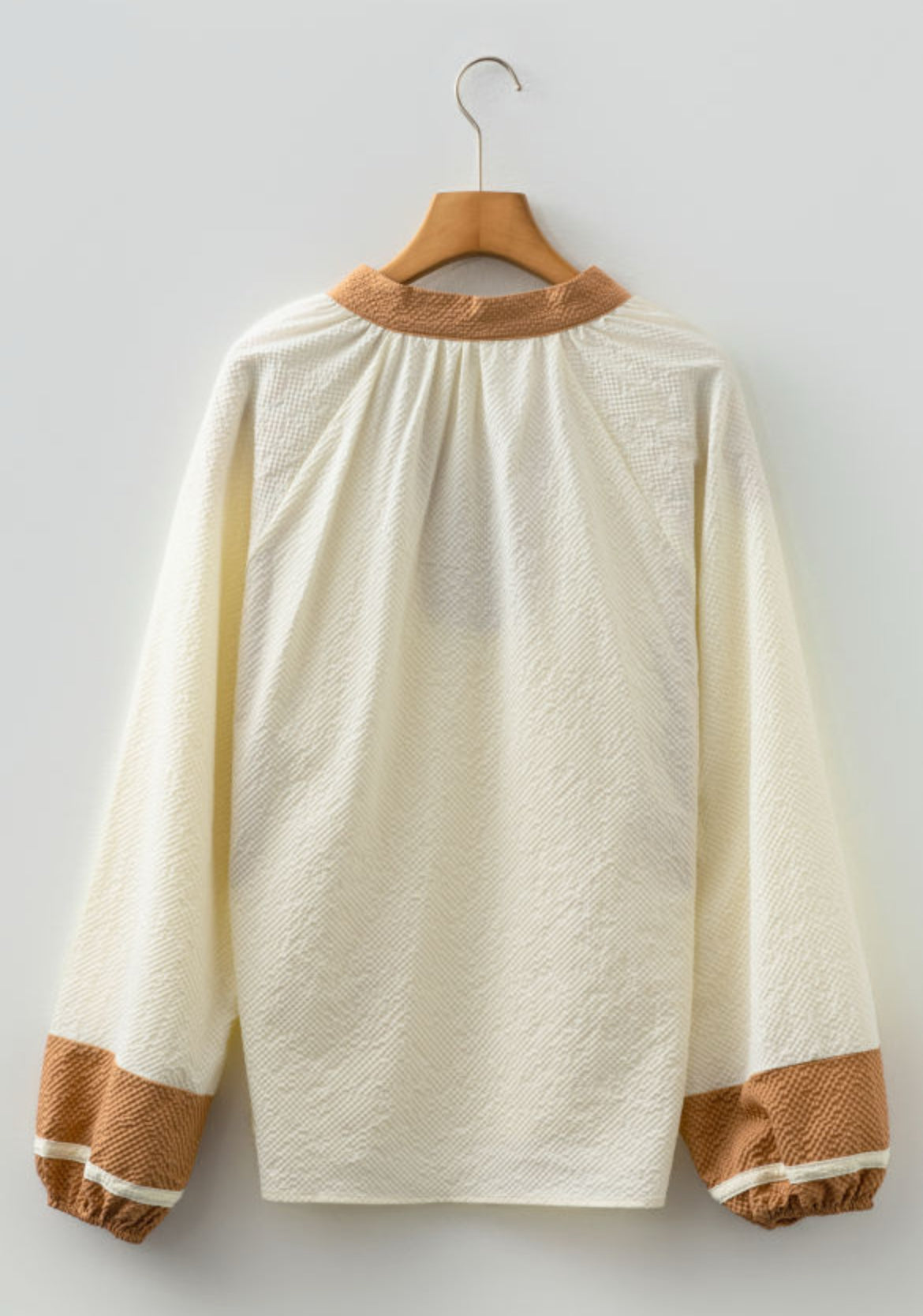 Contrast Notched Balloon Sleeve Blouse