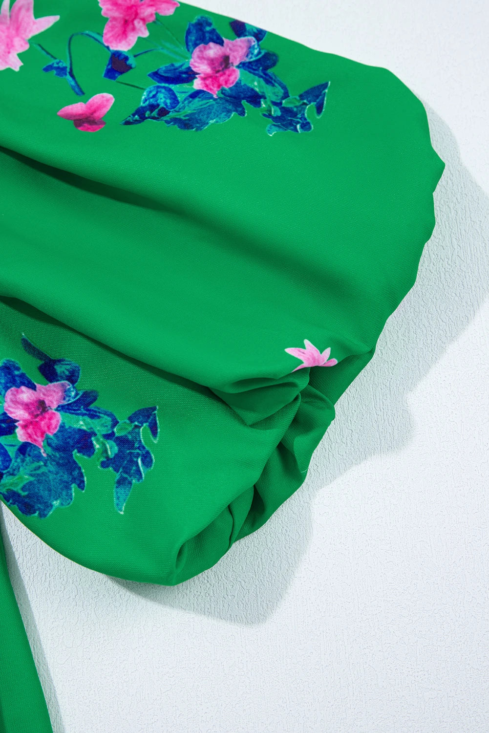 Green Floral Detail Tie Split Neck Short Sleeve Blouse