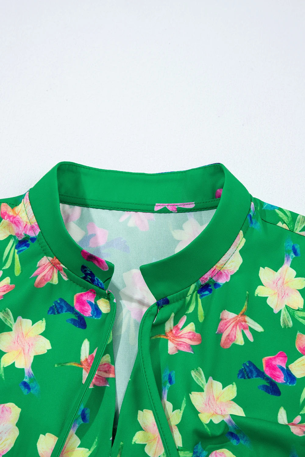 Green Floral Detail Tie Split Neck Short Sleeve Blouse